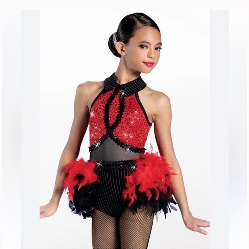 Weissman Showtime Studio red and black MC and headpieces